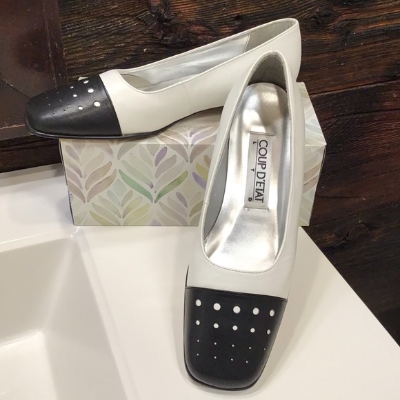 NWOT 80s Vintage Leather Ballet Flat Slip on Shoe Capped Toe White SZ 6 - Picture 16 of 16